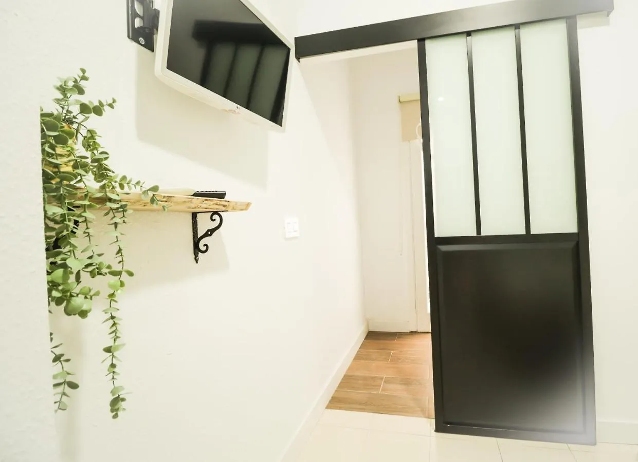 Bed & Breakfast Parigi Hotel Bed And Breakfast Santa Cruz de Tenerife