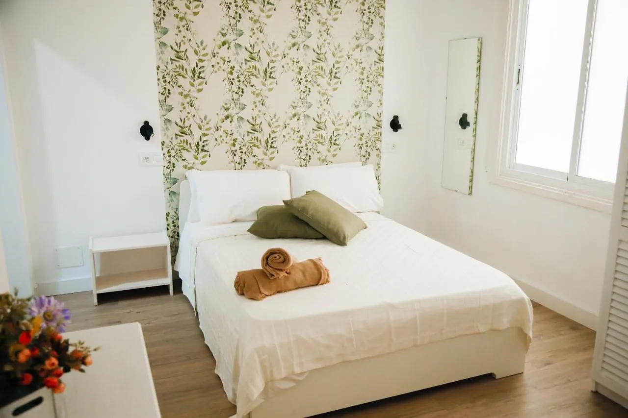 Parigi Hotel Bed And Breakfast Santa Cruz de Tenerife 2*,